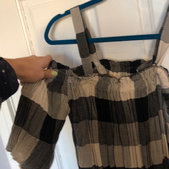 Off the shoulder dress - Picture 2 of 6